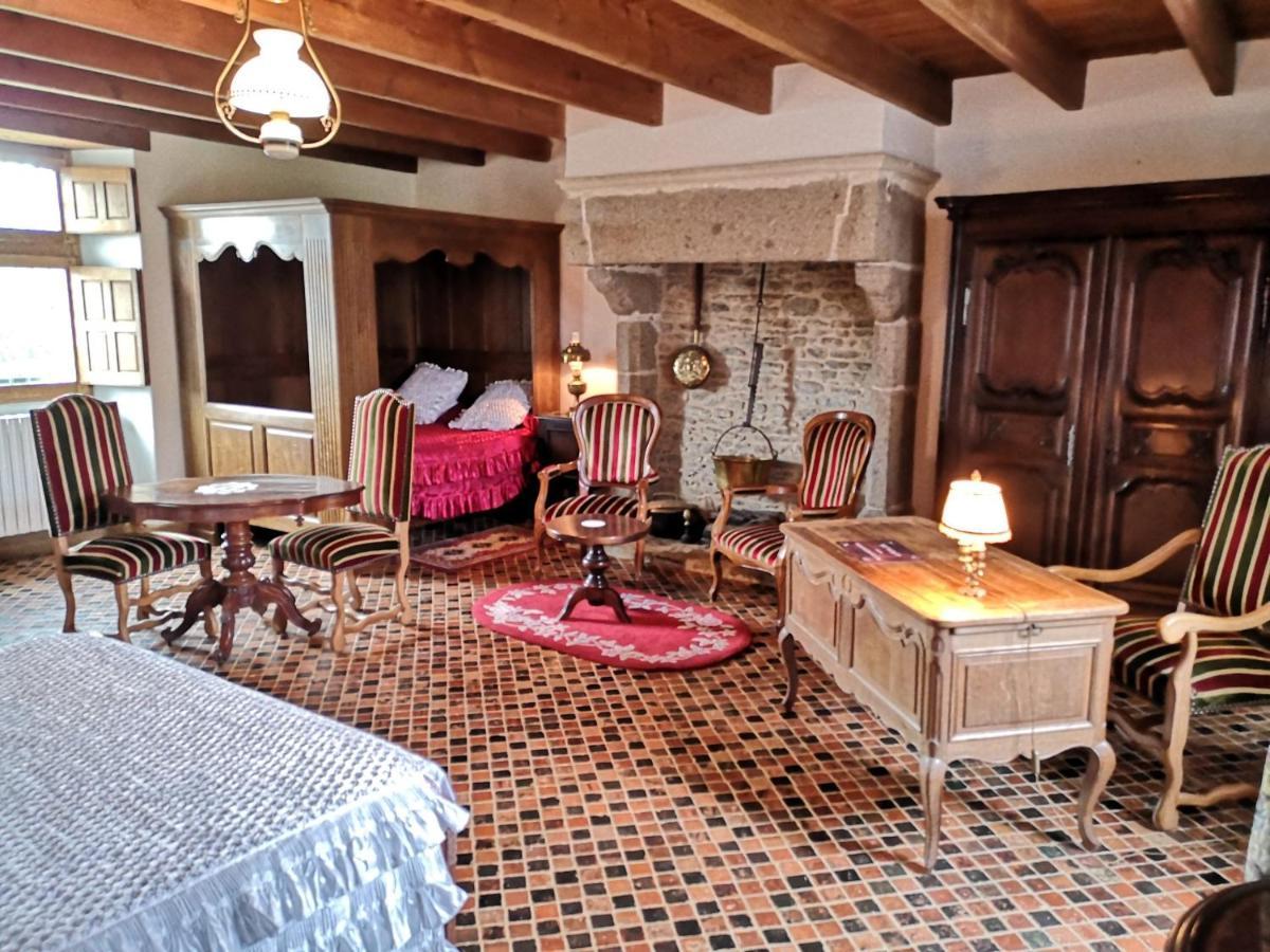 Manoir De La Foulerie Bed & Breakfast Ancteville Exterior photo